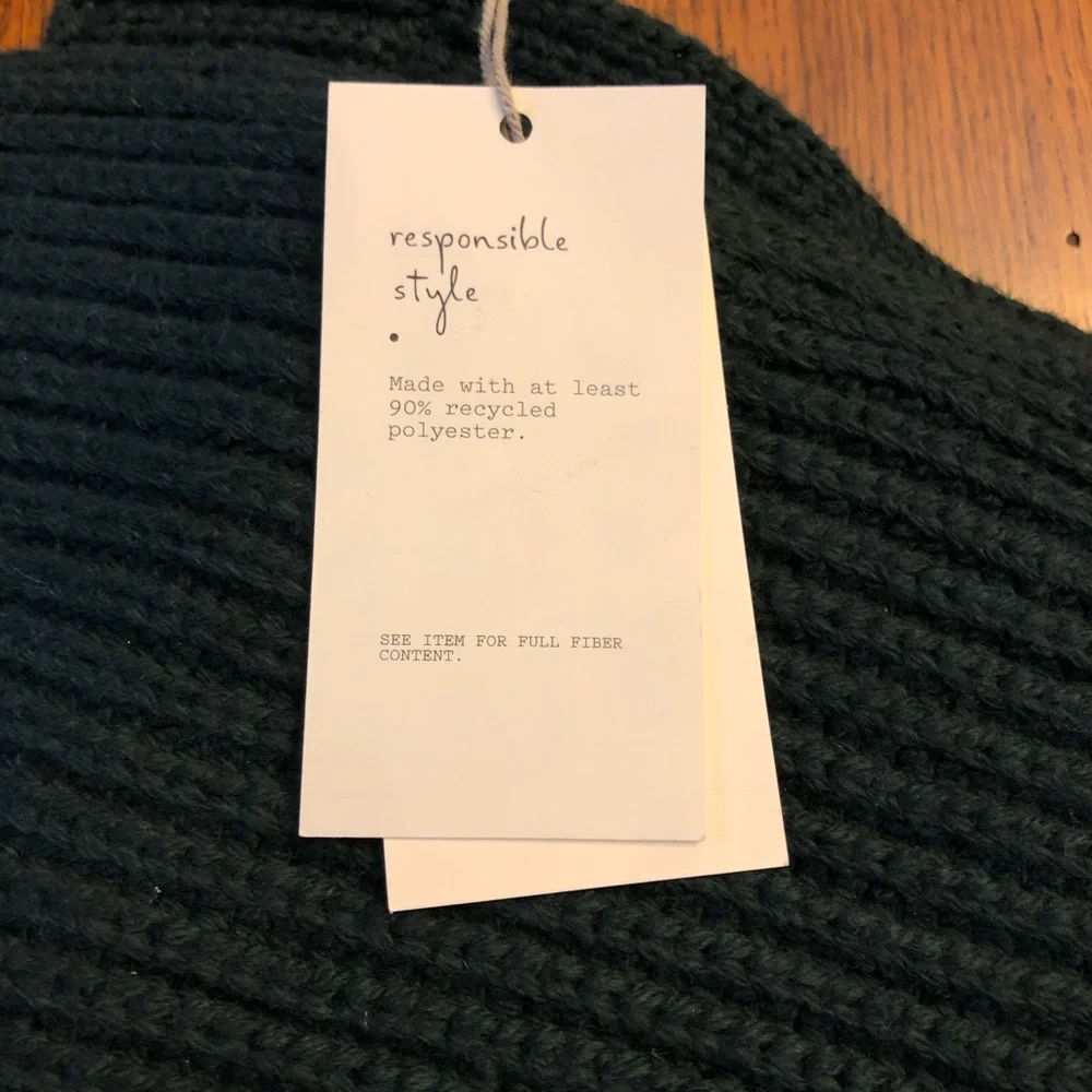 Women’s Dark EverGreen shaker stitch knit scarf